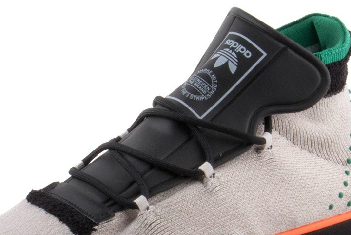 Adidas AW Run Mid laces